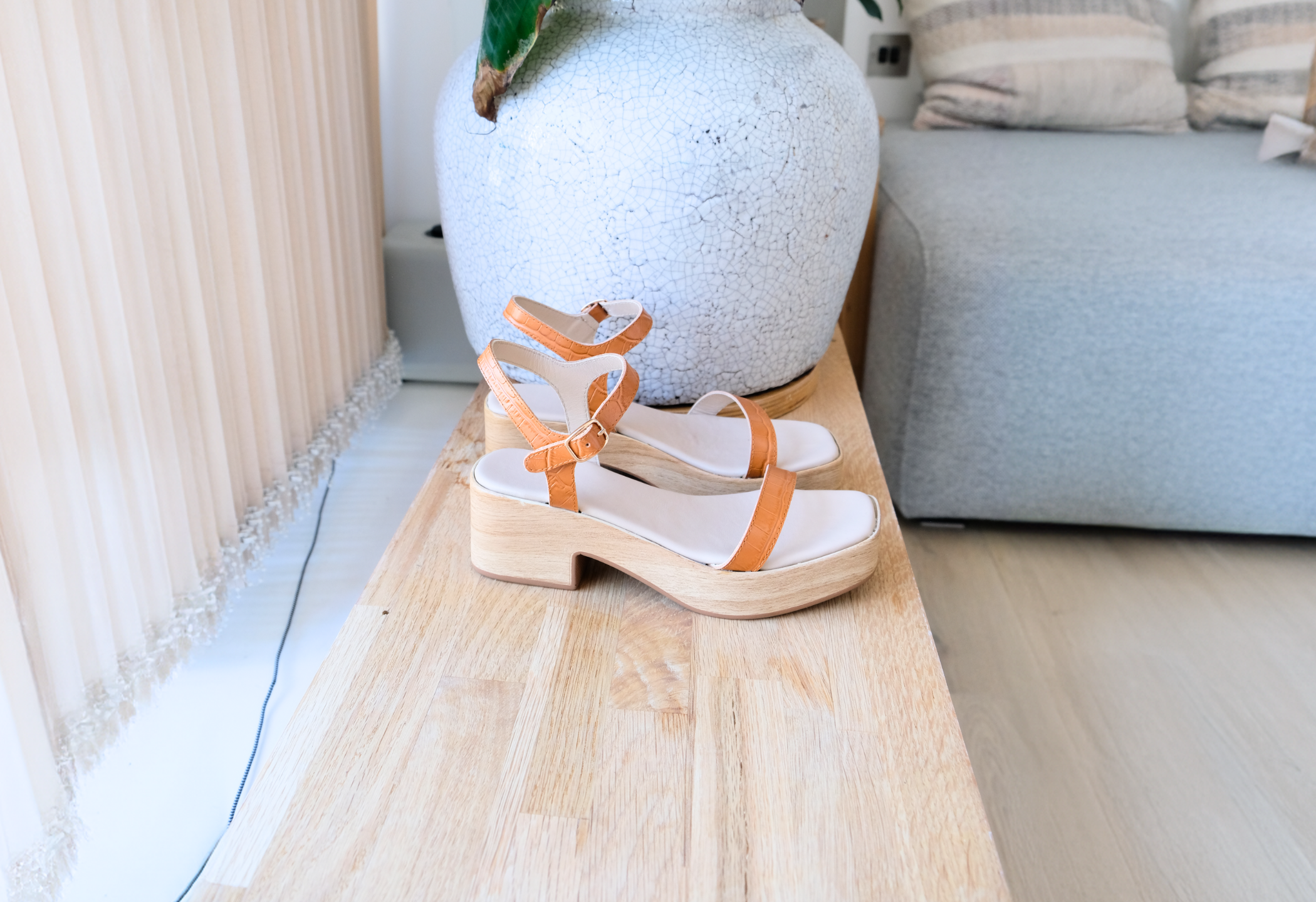 HOW TO USE OUR CLOG SANDAL SOLES