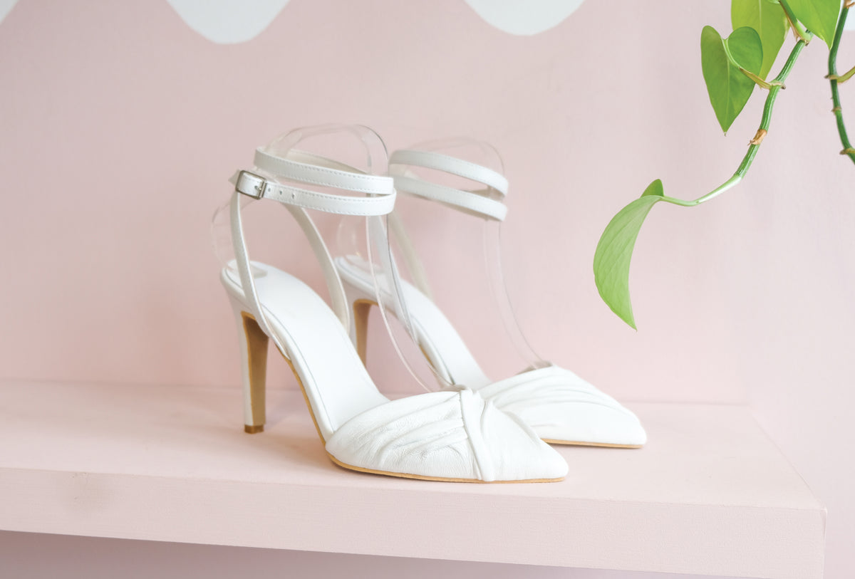 THE MAKING OF KATE'S WEDDING SHOES