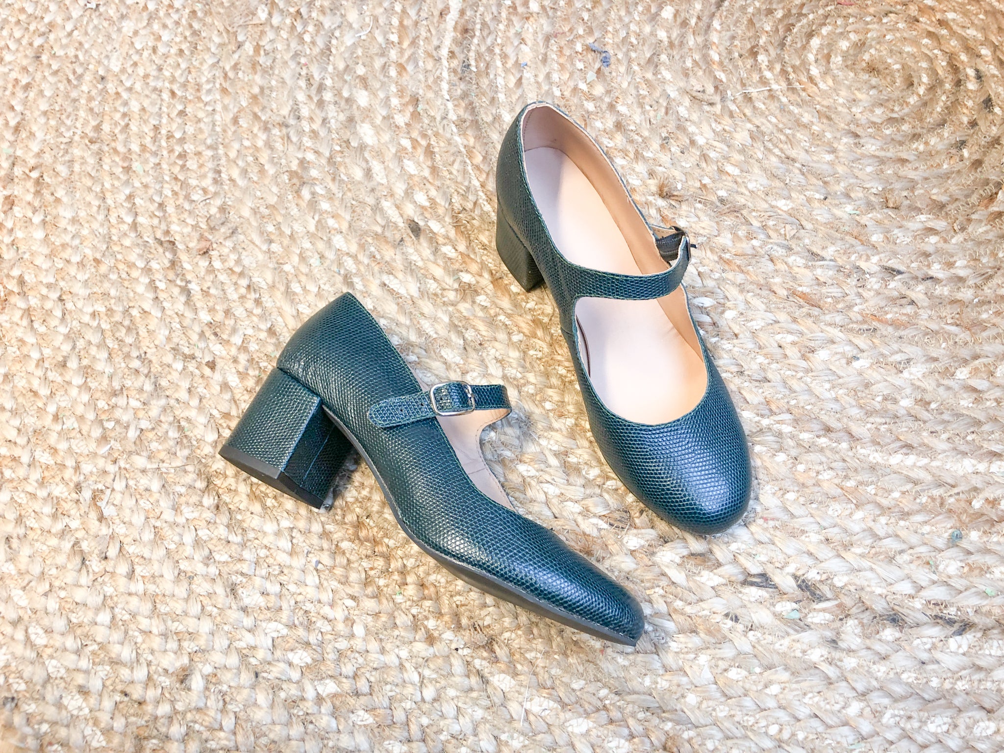 HOW TO MAKE MID HEEL MARY JANES