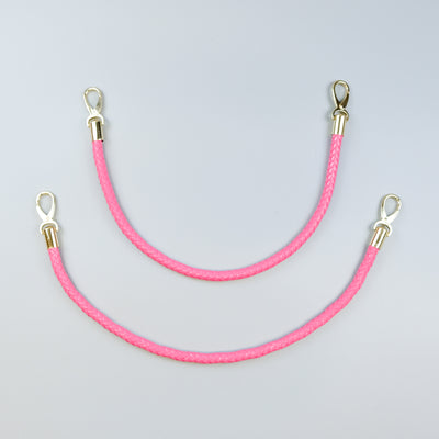 Braided handle with swivel clip