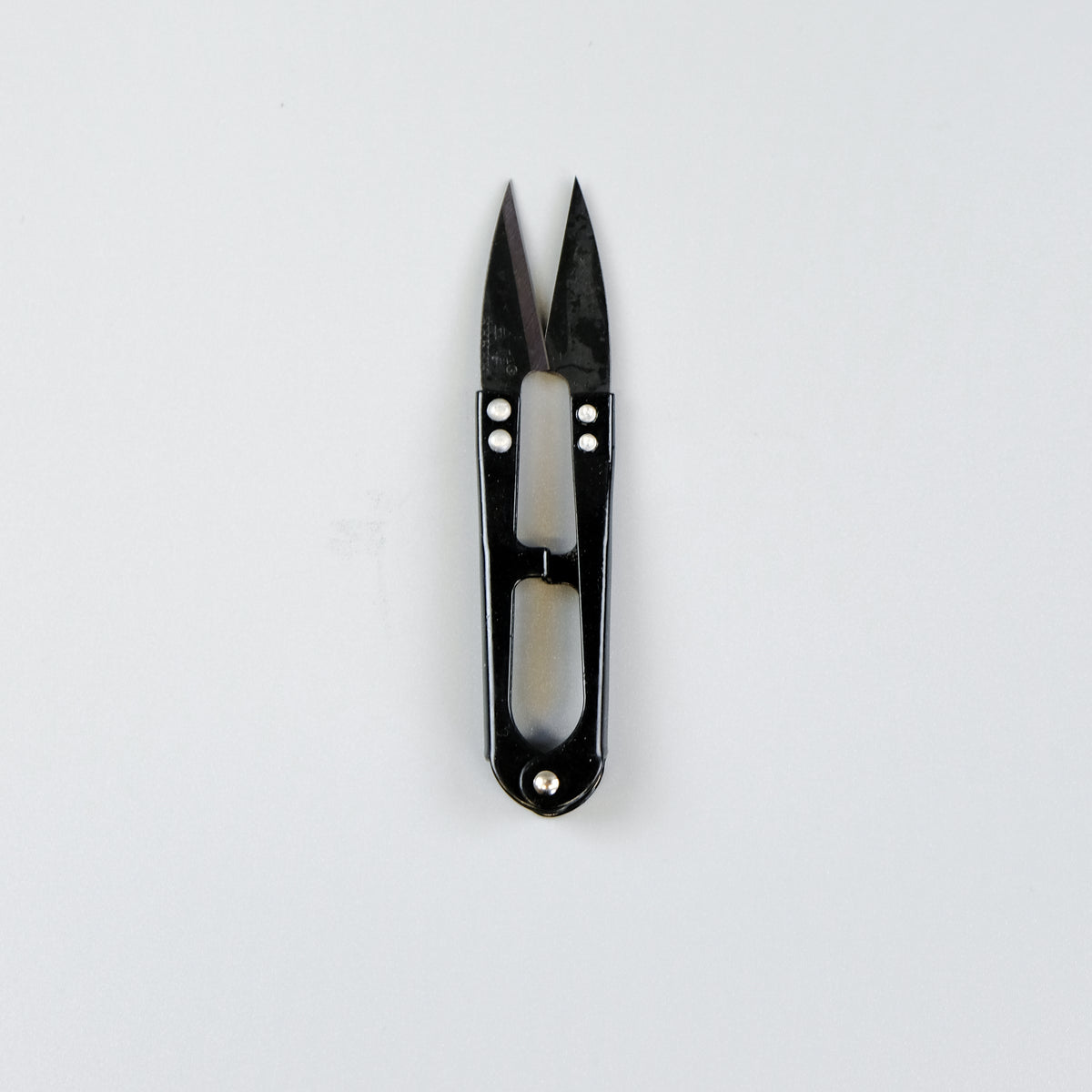 Thread scissors for home shoemaking 