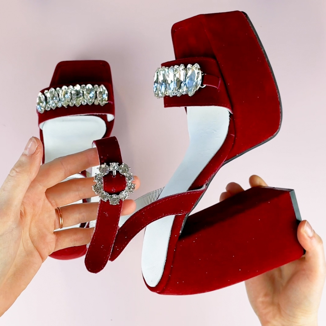CRYSTAL SHOE EMBELLISHMENT