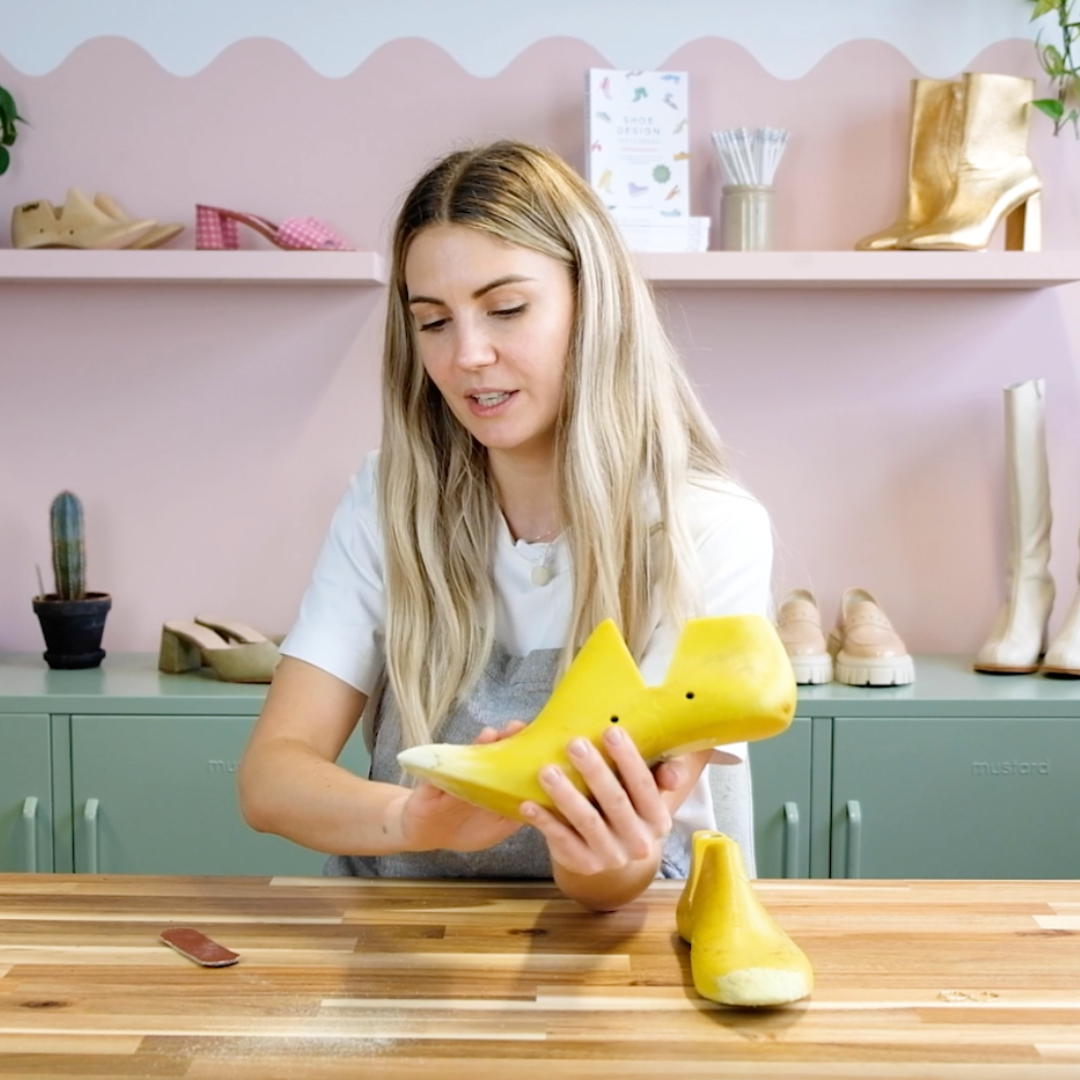 ONLINE FOOTWEAR MASTERCLASS