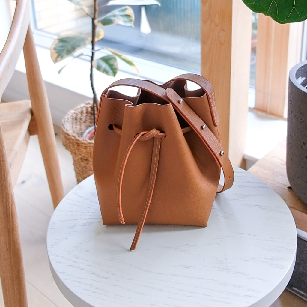 BAG SEWING PATTERN - BUCKET BAG
